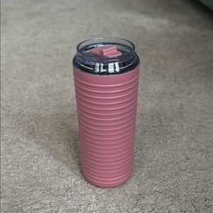 NWT Manna Pink Insulated Tumbler with Lid
